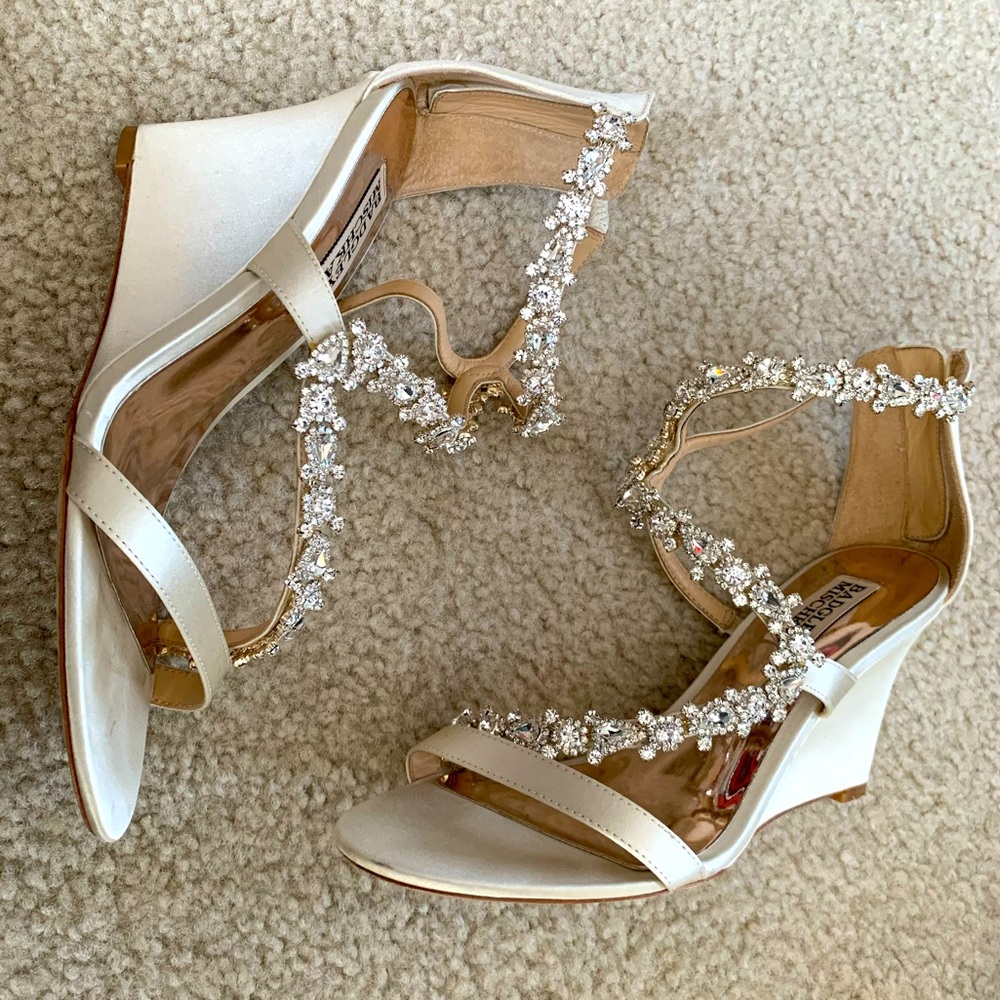 Badgley Mischka Wedges